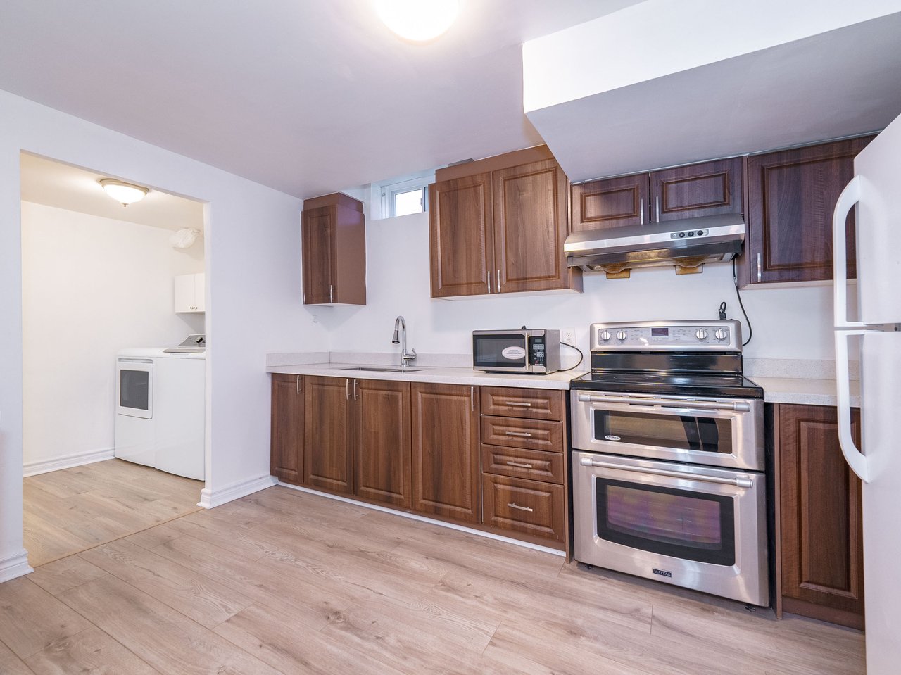 39 Kew Gdns