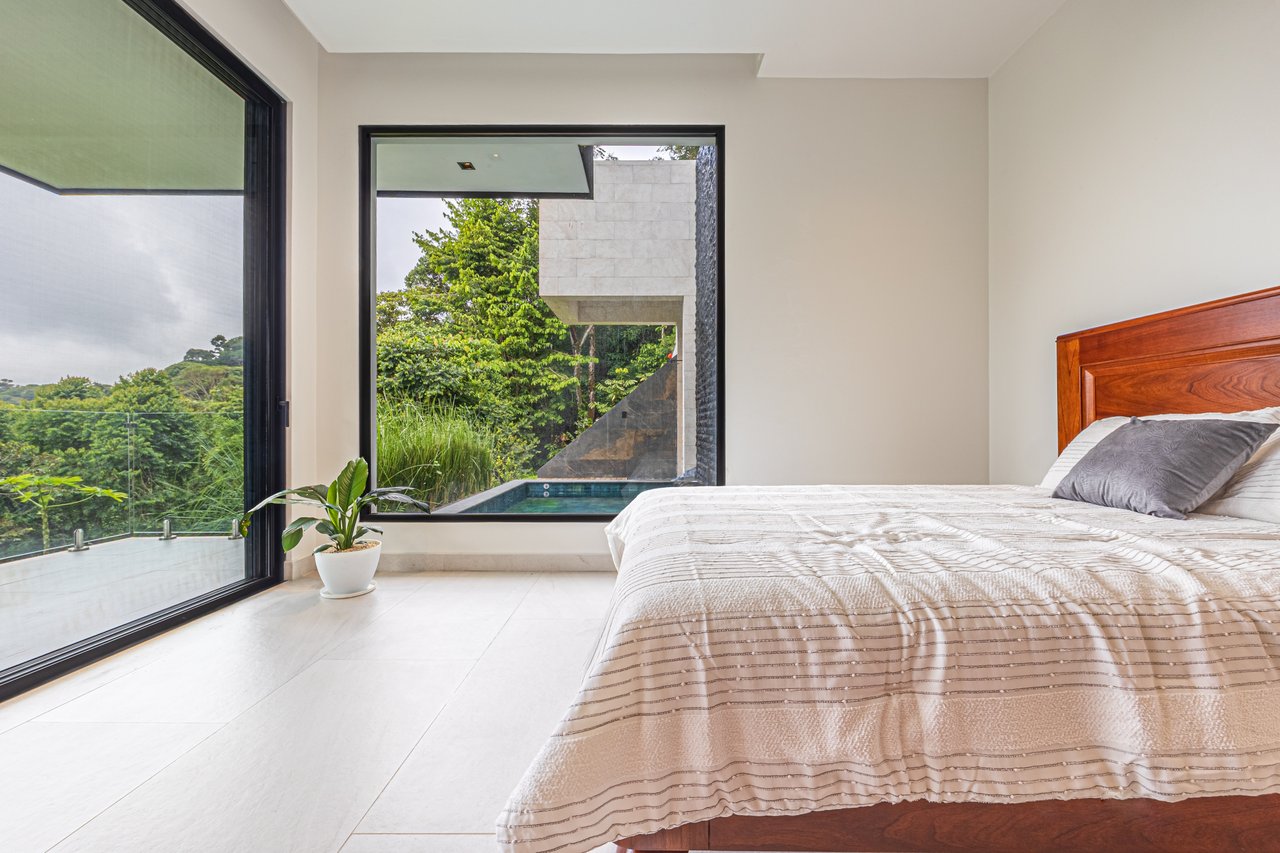 Casa Koules – Architectural 5-Bedroom Oceanview Estate in Prestigious Costa Verde Estates