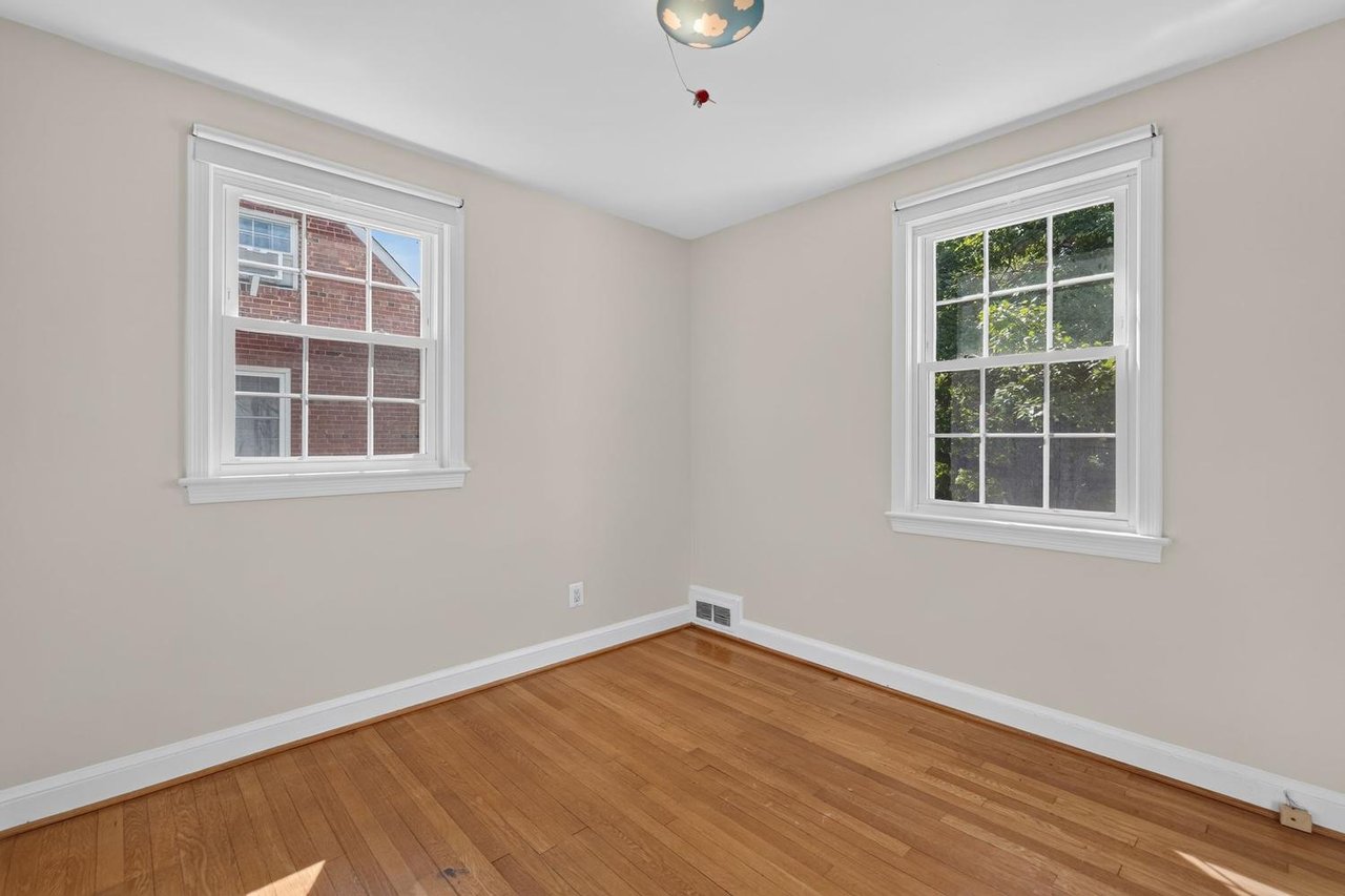 4325 47th Street NW