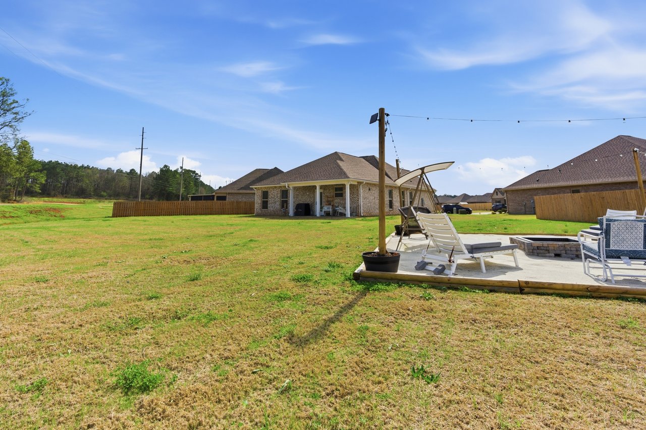 4BR Cul-de-Sac Home in Madison City Schools with Modern Finishes