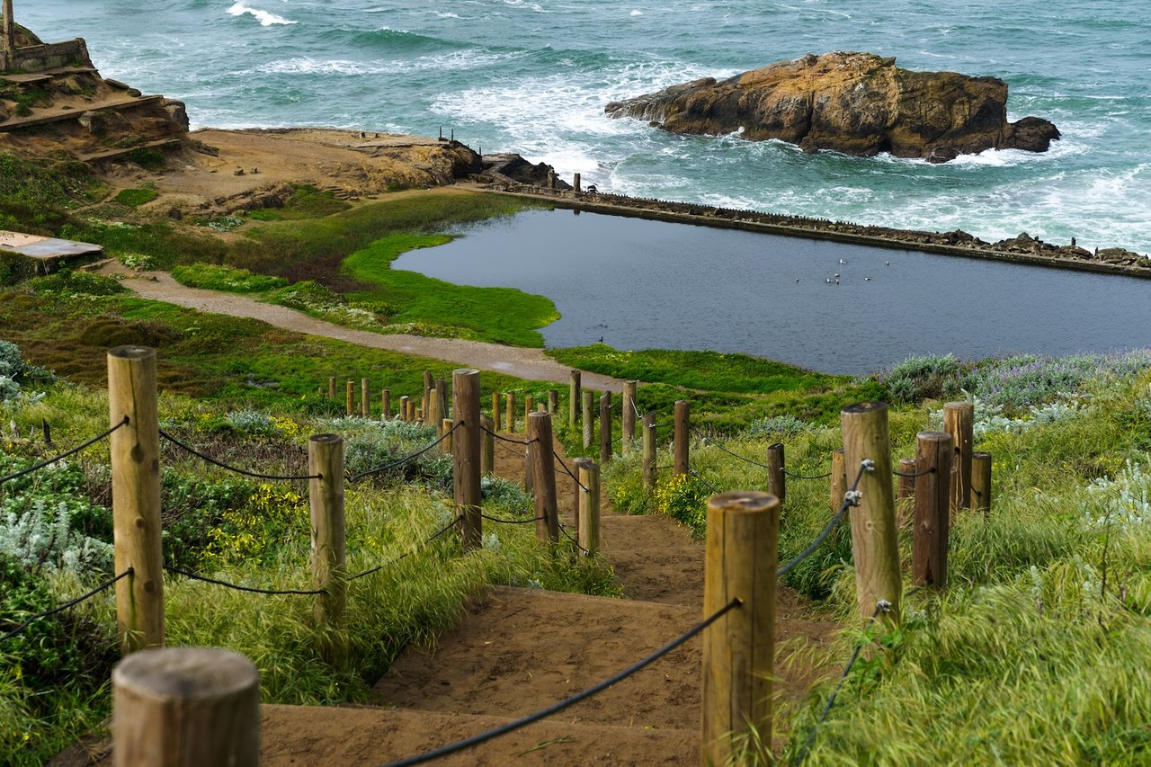 View of Lands End in the Outer Avenues in San Francisco, showing classic single-family homes, tree-lined streets, and proximity to Ocean Beach.