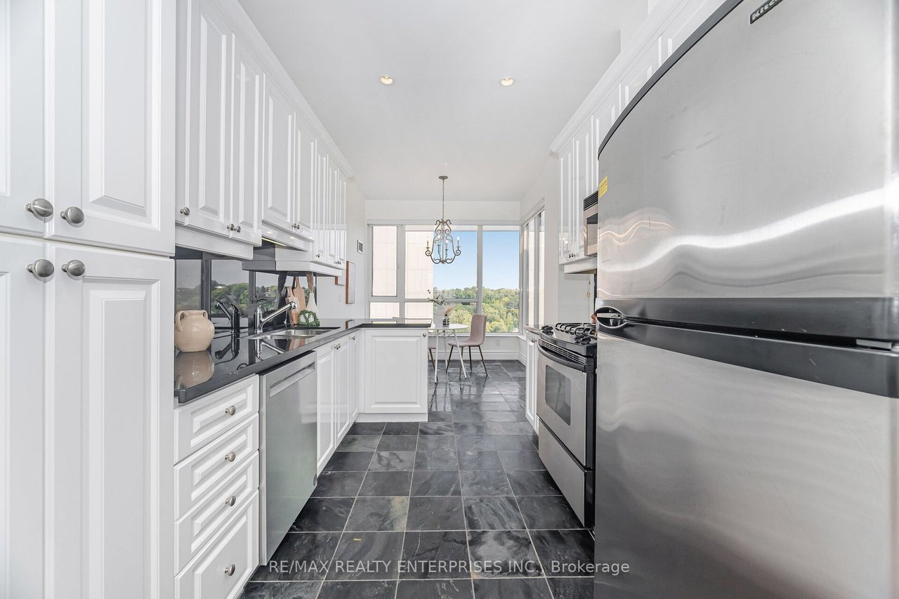 TERRACES OF OLD MILL PENTHOUSE