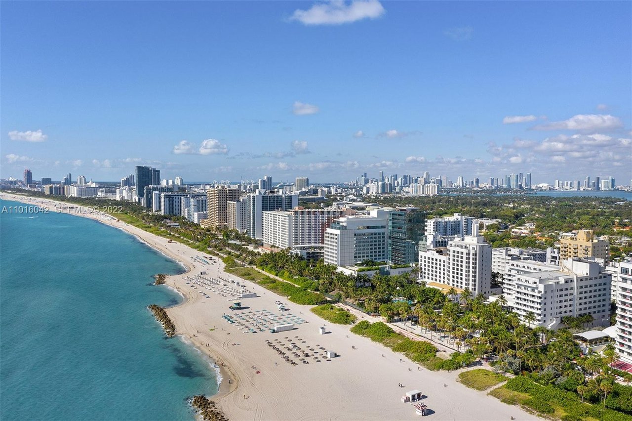 2901 Collins Ave, #901