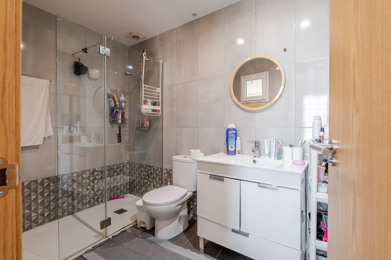 Exceptional Renovated Estate with 4 Residences, Pool & Orchard Near Porto