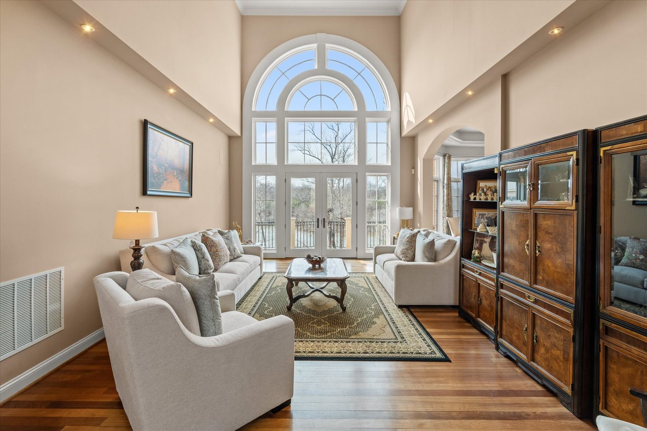 10036 Lake Occoquan Dr