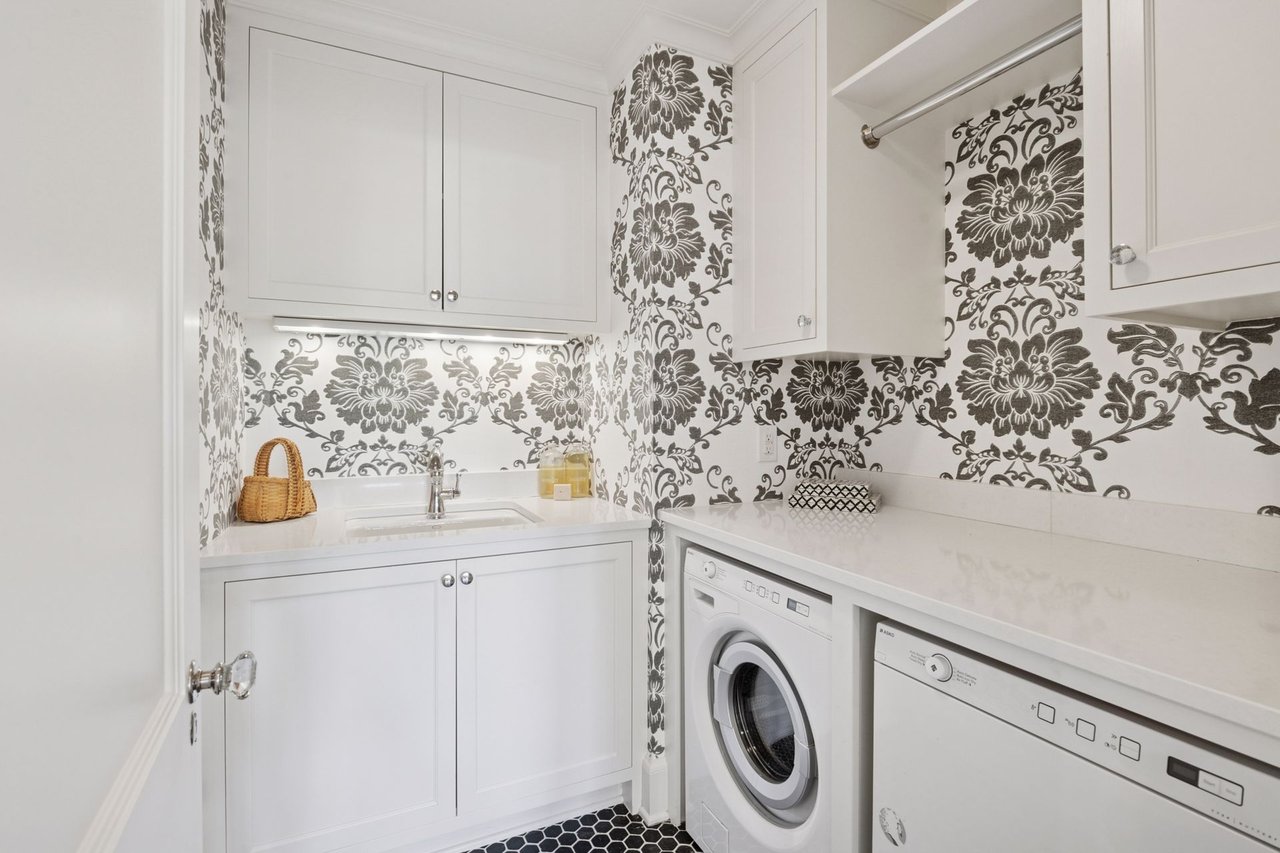 4720 Girard Ave S, Minneapolis