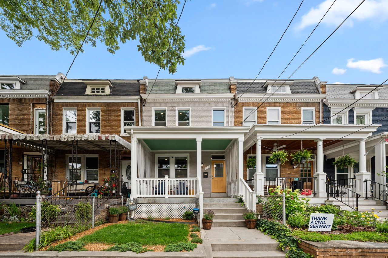 613 Longfellow St NW