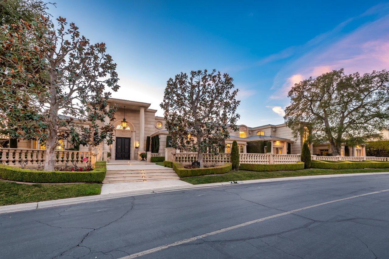 996 Vista Ridge Lane