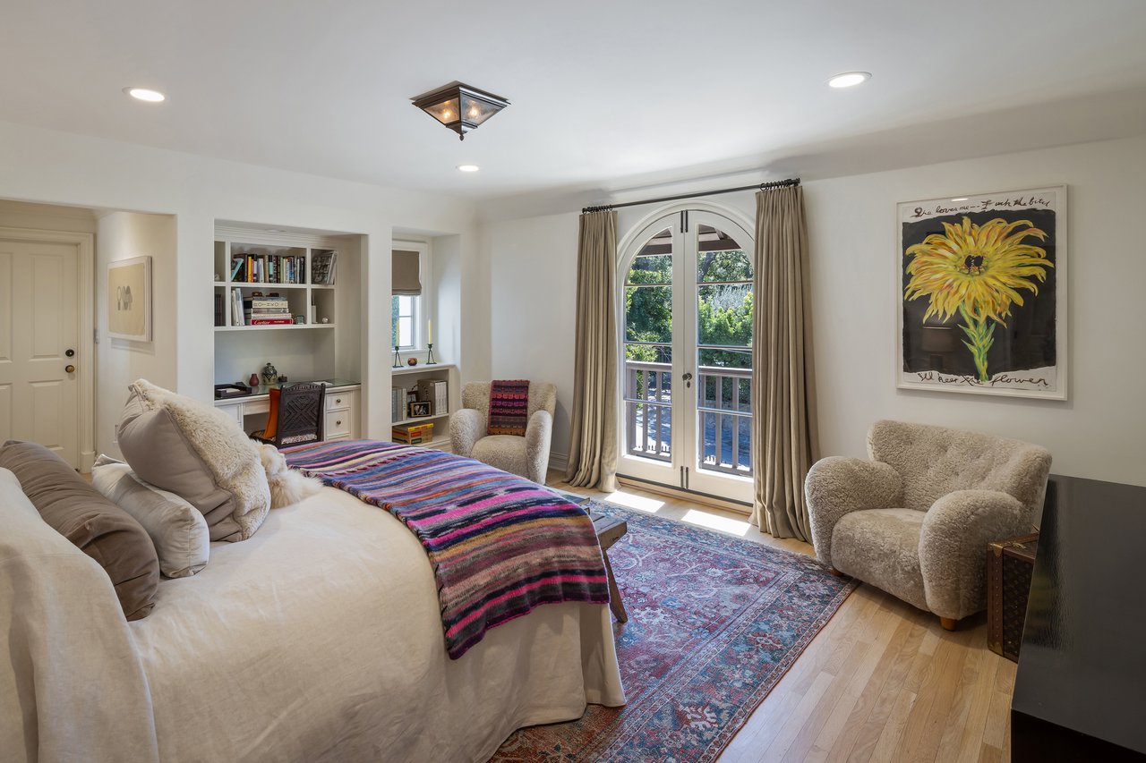 9541 Heather Rd, Beverly Hills