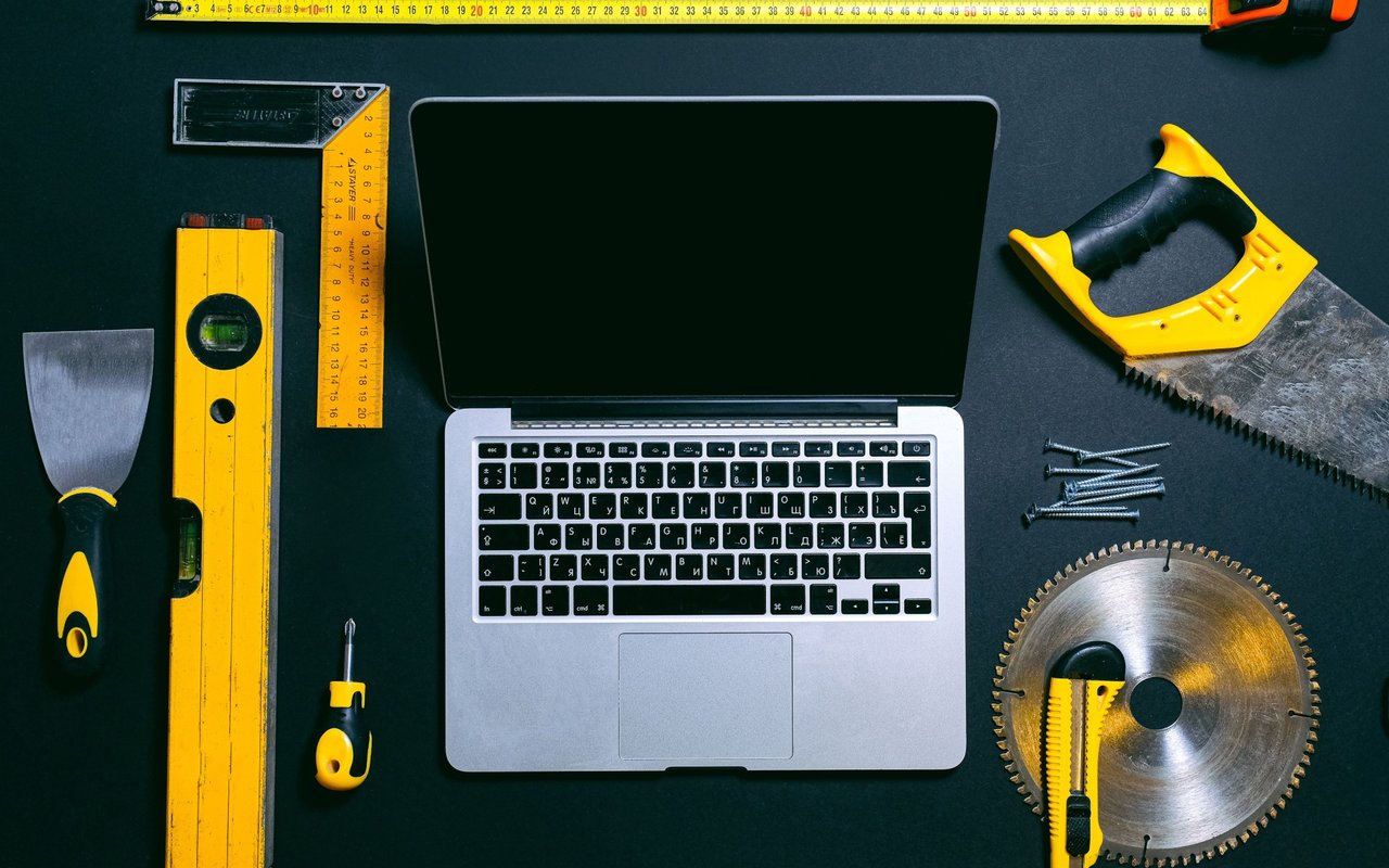 Online Tools and Resources to Leverage when Checking a Potential Neighborhood