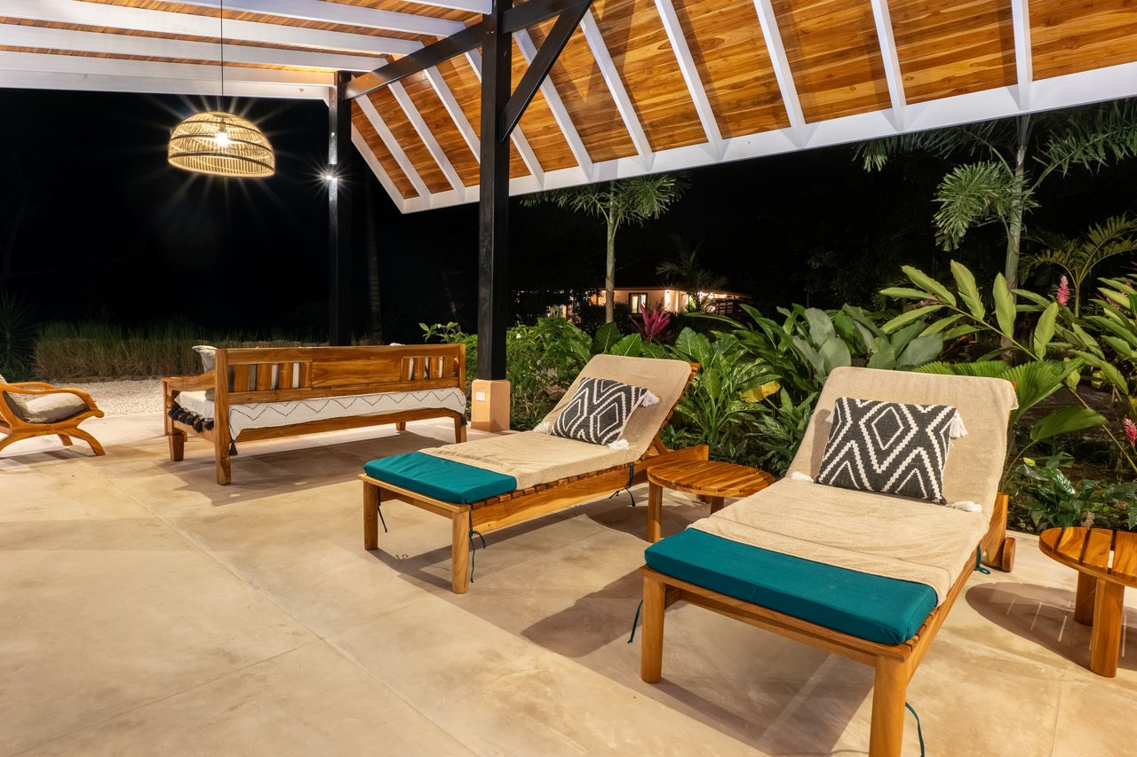 Chakra Bohemian Retreat / Las Delicias, Montezuma , Cóbano