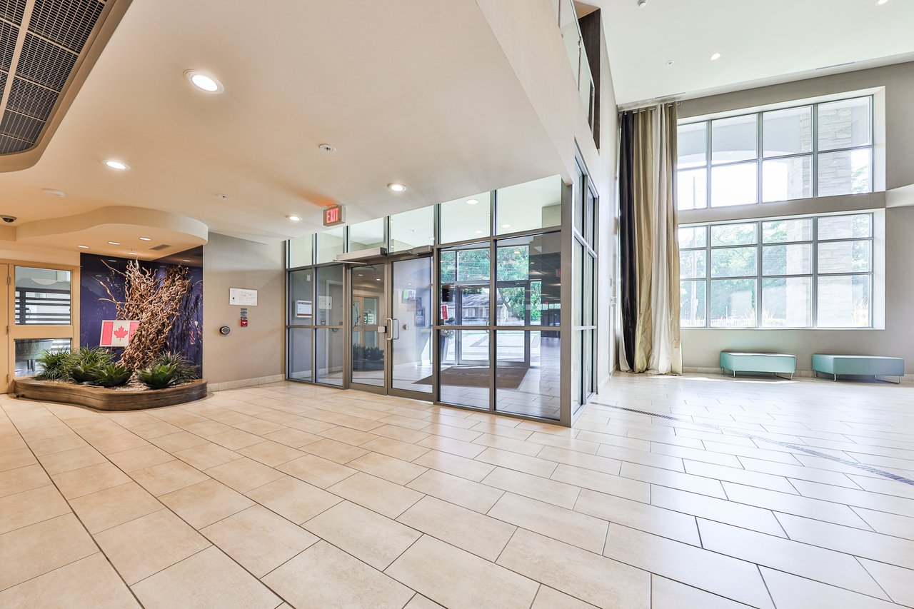 402-551 Maple Avenue, Burlington