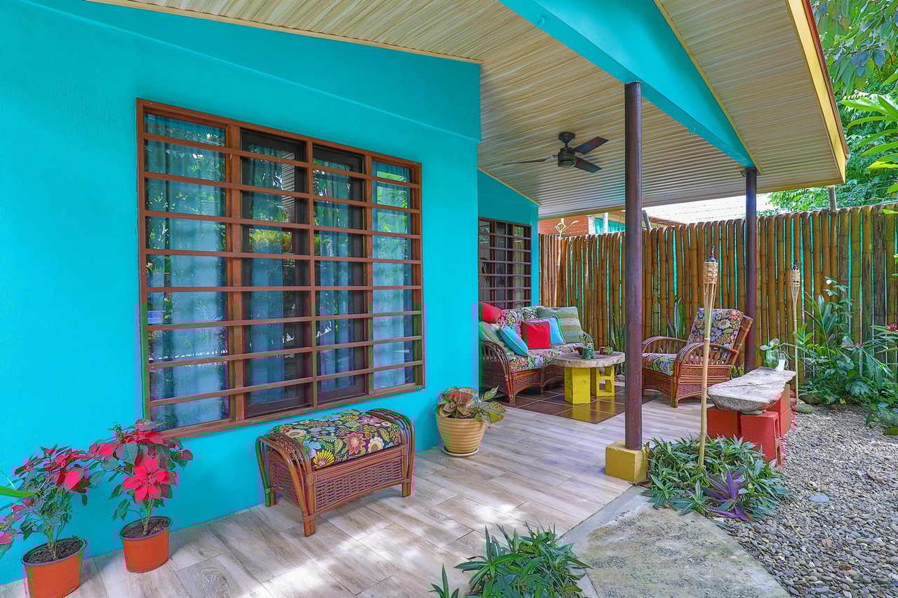 SUCCESSFUL BOUTIQUE HOTEL WITH OWNER’S HOME BY THE BEACH IN UVITA