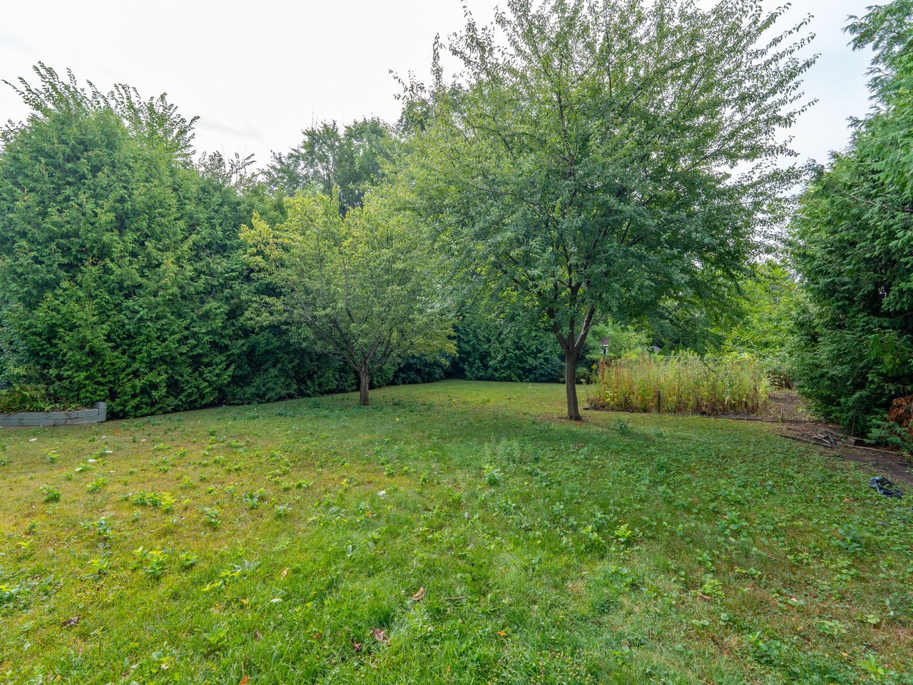 101 Leyburn Ave