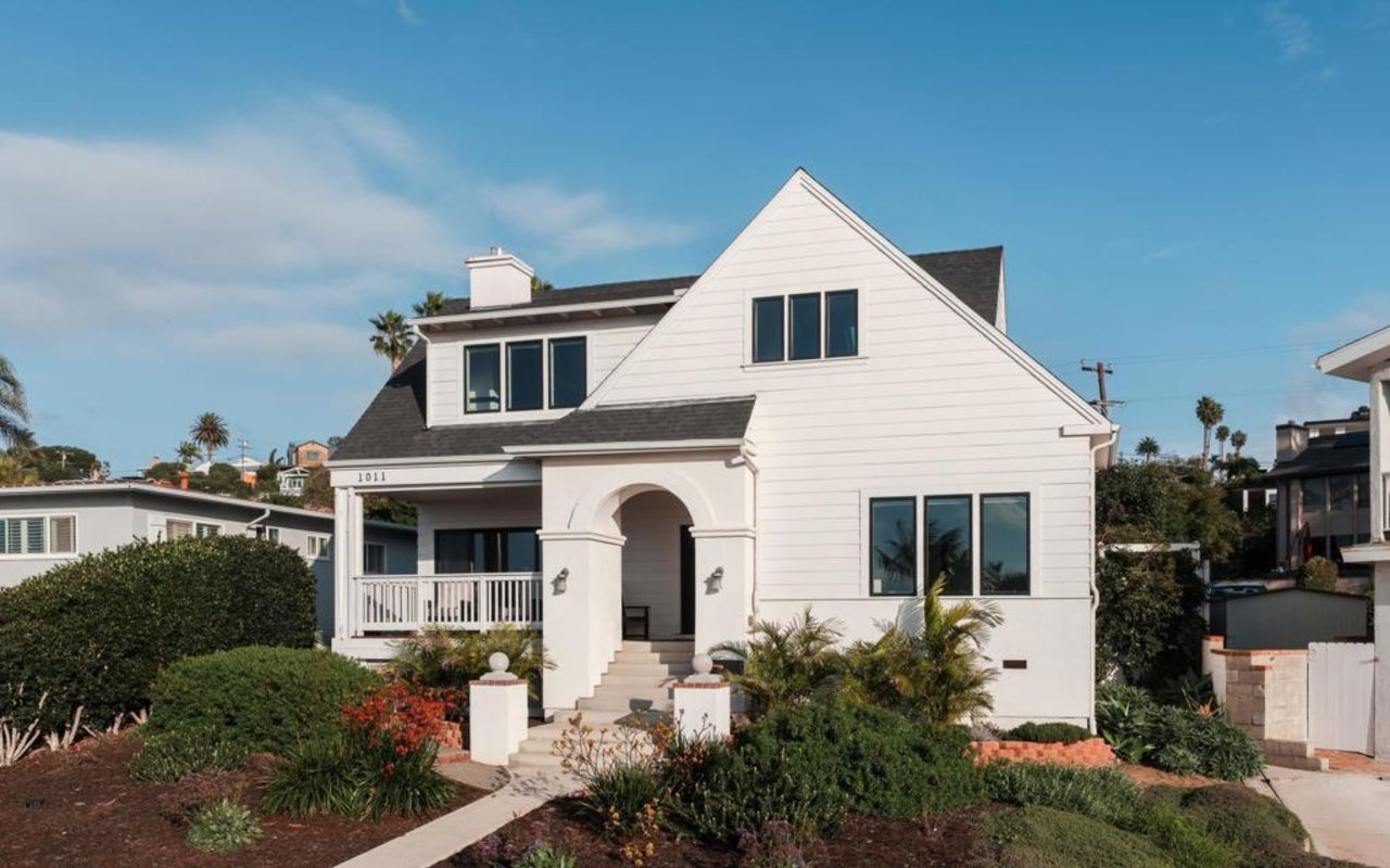 1011 Devonshire Dr