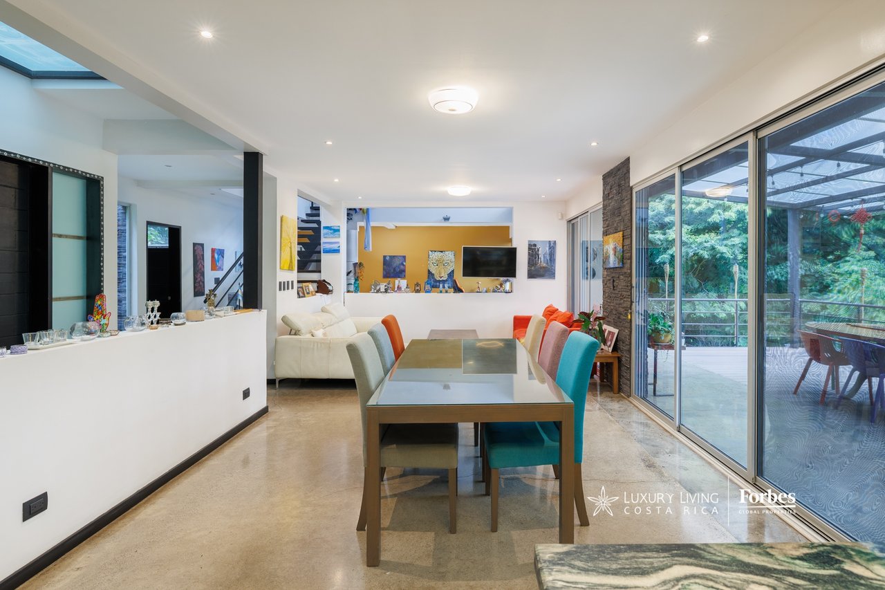21441 - Luxury Three-Story Home Surrounded by Forest in Santa Ana
