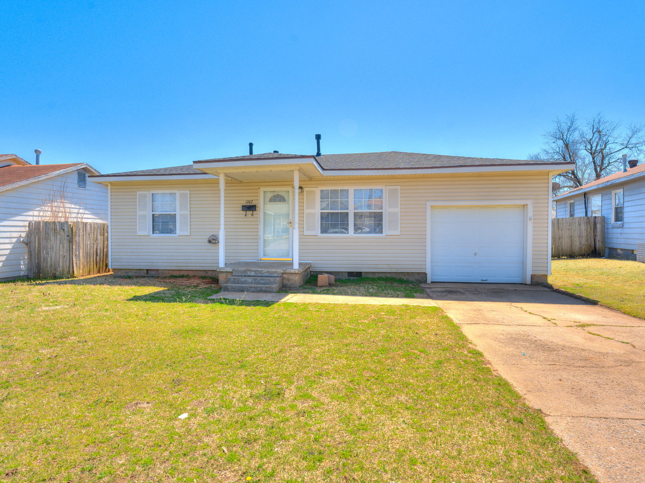 1207 Carol Dr Shawnee, OK 74804