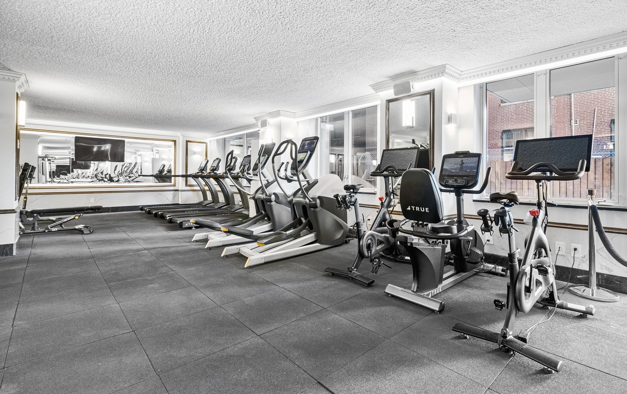 330 East 39th Street