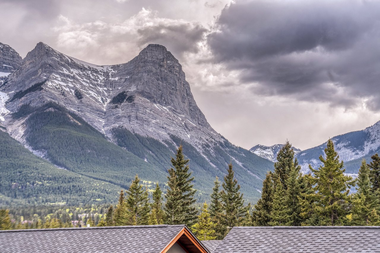 Jack Pine Lodge Penthouse 308