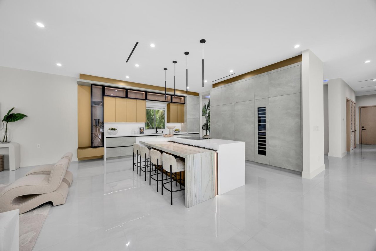 JUST LISTED: Modern Luxury Estate at 11240 SW 95th Street
