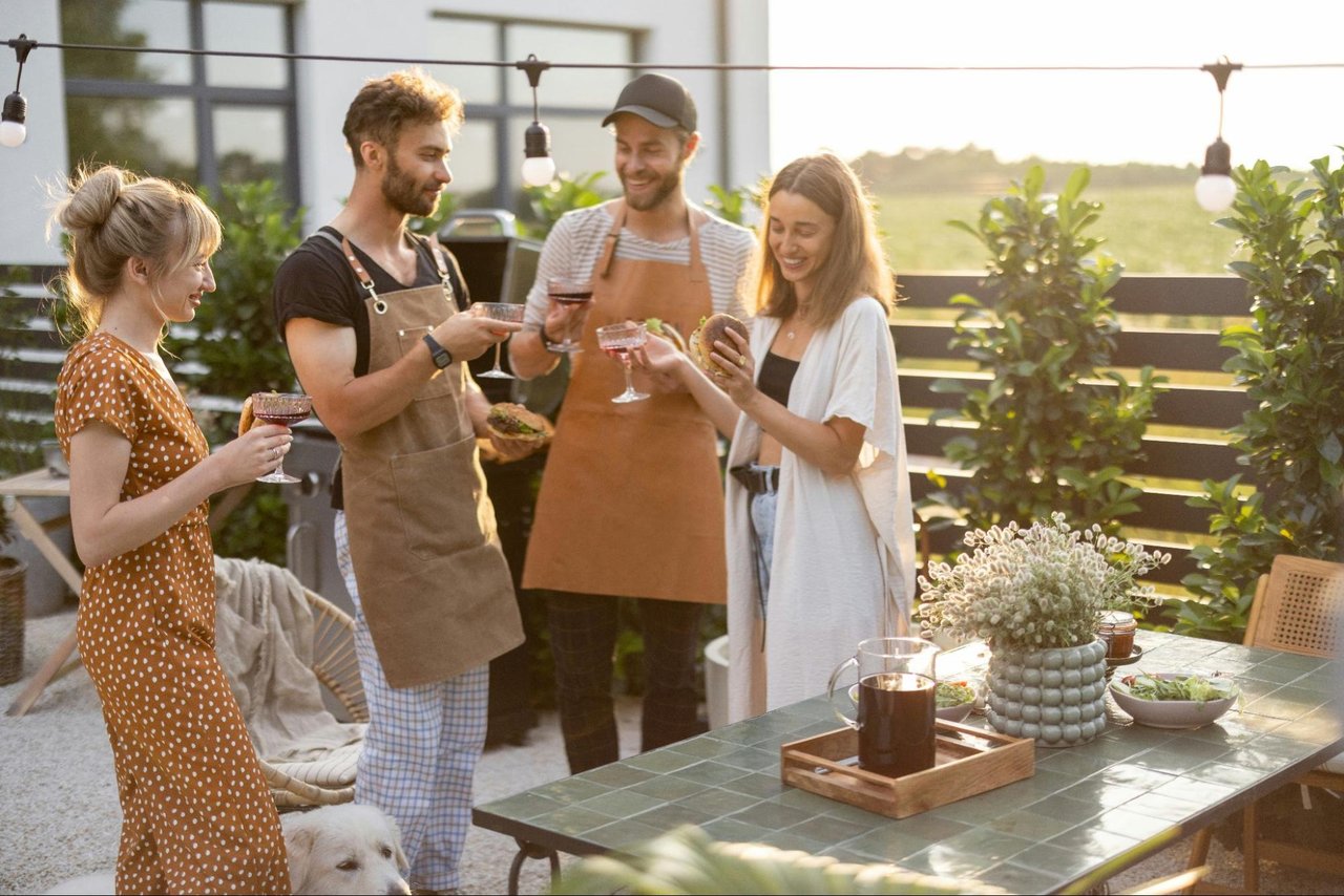 Fun Housewarming Ideas to Celebrate Your New Space