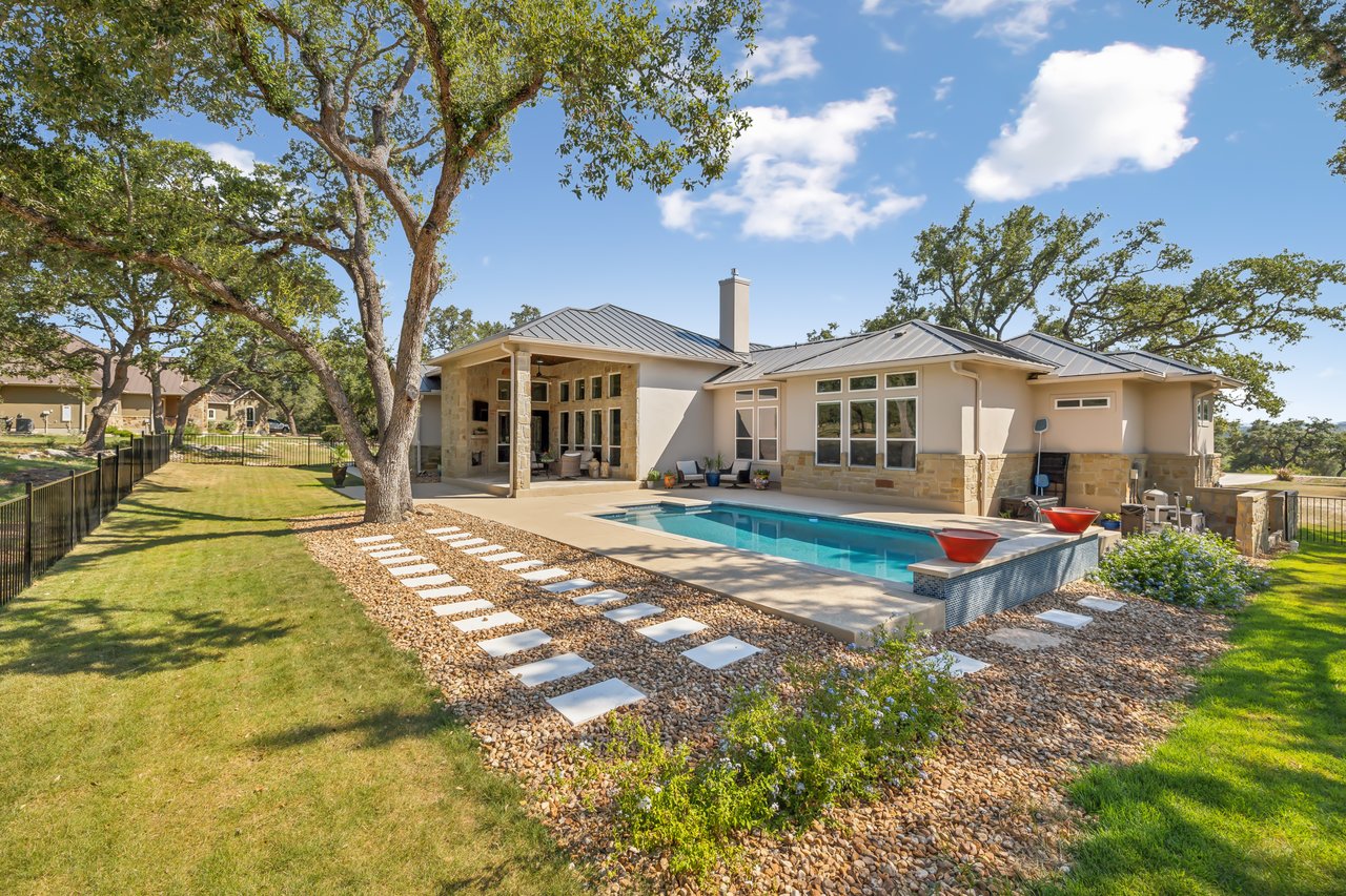 507 Arthur Court