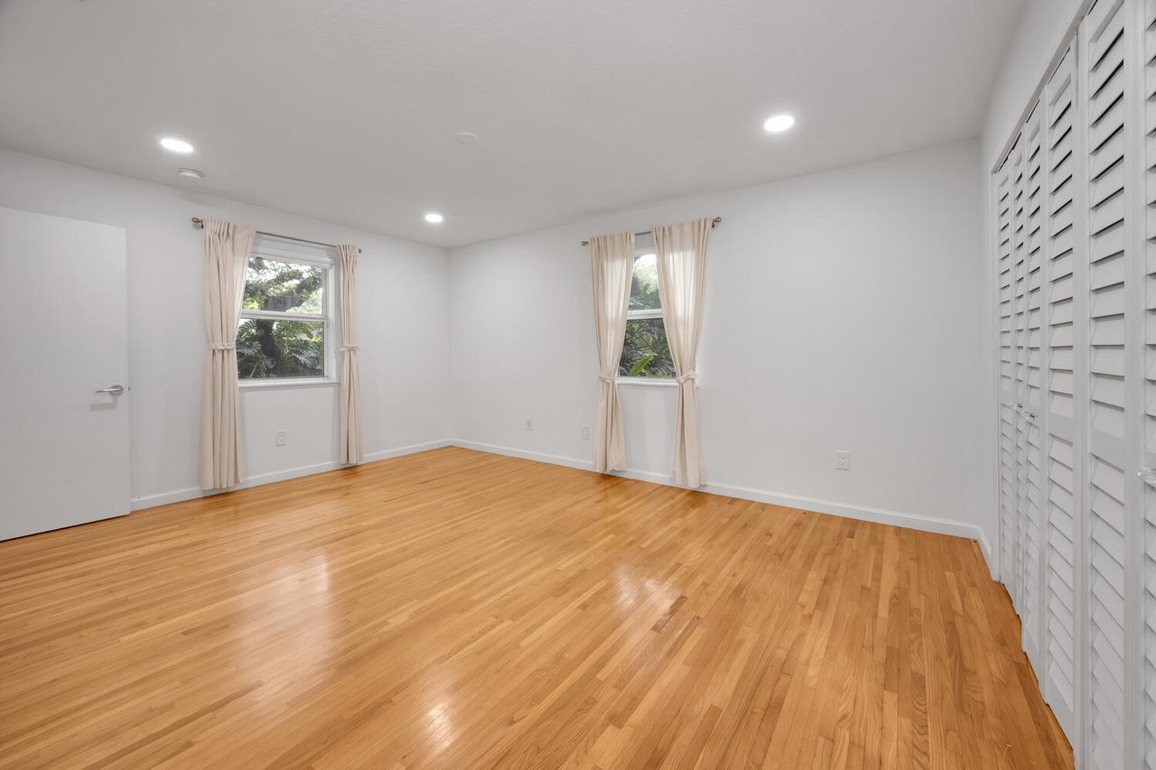 The Oak Haven - The Perfect Coral Gables Home