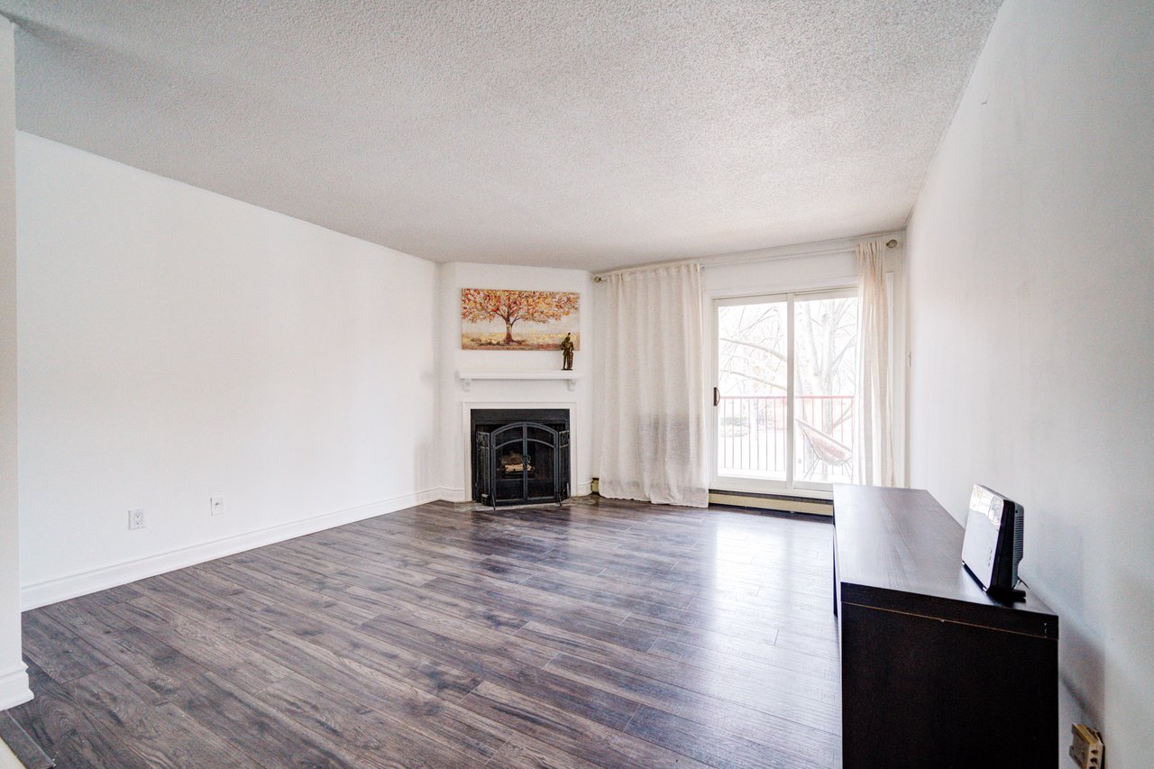 #521 - 1514 Pilgrims Way Unit: 521