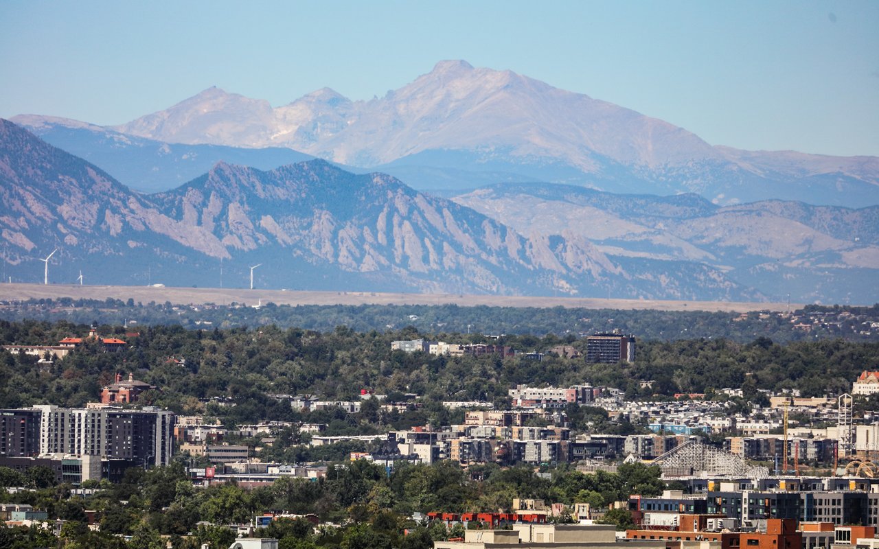 460 S Marion Parkway, 2000