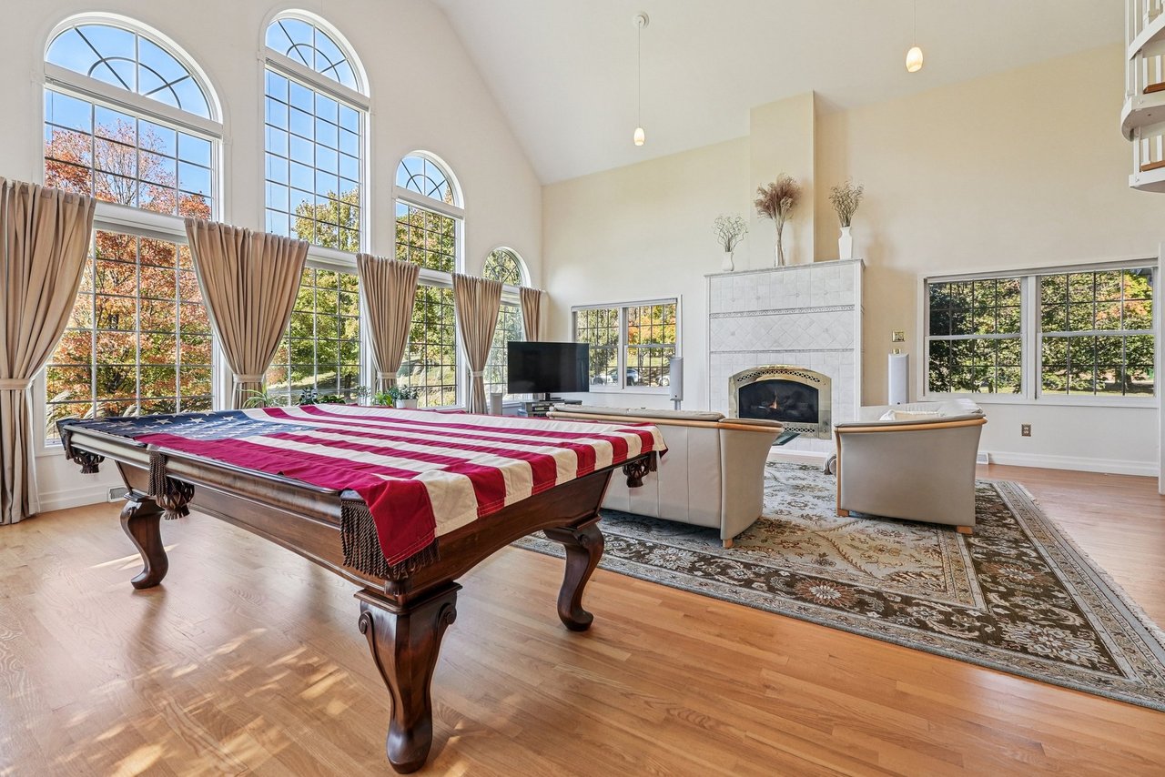 Hilltop Luxury with Endless Views