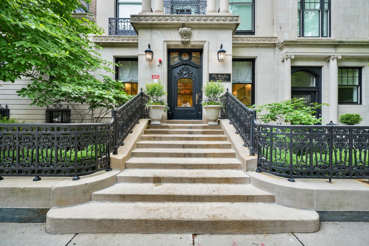 409 Commonwealth Ave, B