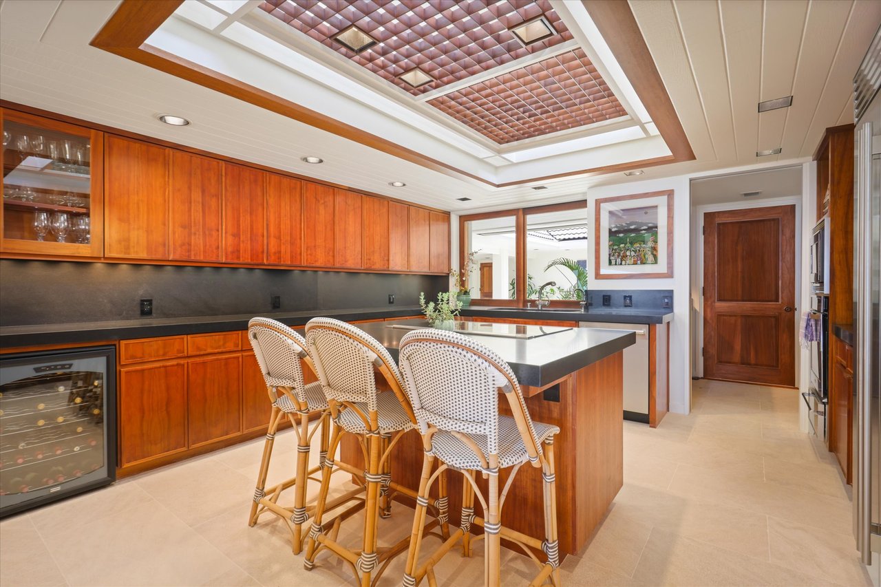 EXCEPTIONAL 5,456 SQ FT RESIDENCE - MAUNA KEA RESORT - $9,750,000 - RENOWNED KOHALA COAST BIG ISLAND