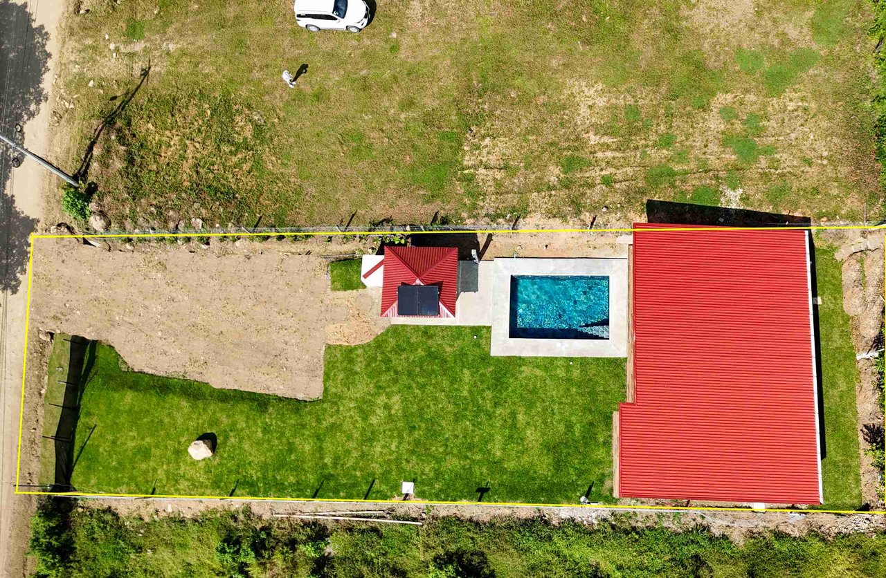 Brand-New Easy-Access 2-Bedroom Home with Big Pool & Peaceful Terraza on Calle Cascada in Ojochal Costa Rica