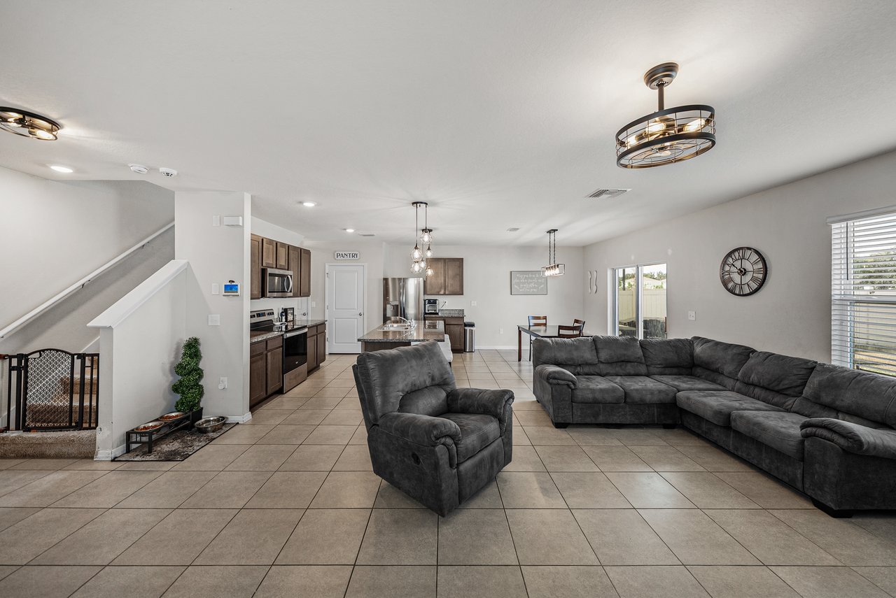 10951 PENNY GALE LOOP