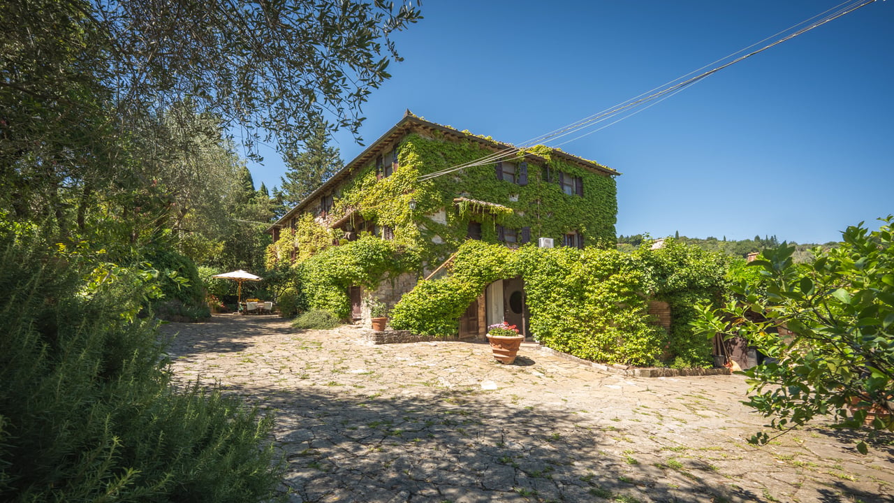 LA PIAZZA SUL CHIANTI
