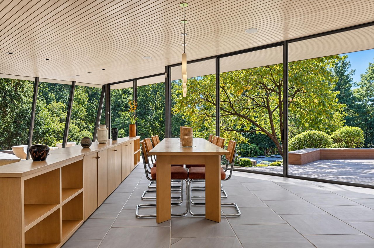 15 Horseshoe Road (Long Island)