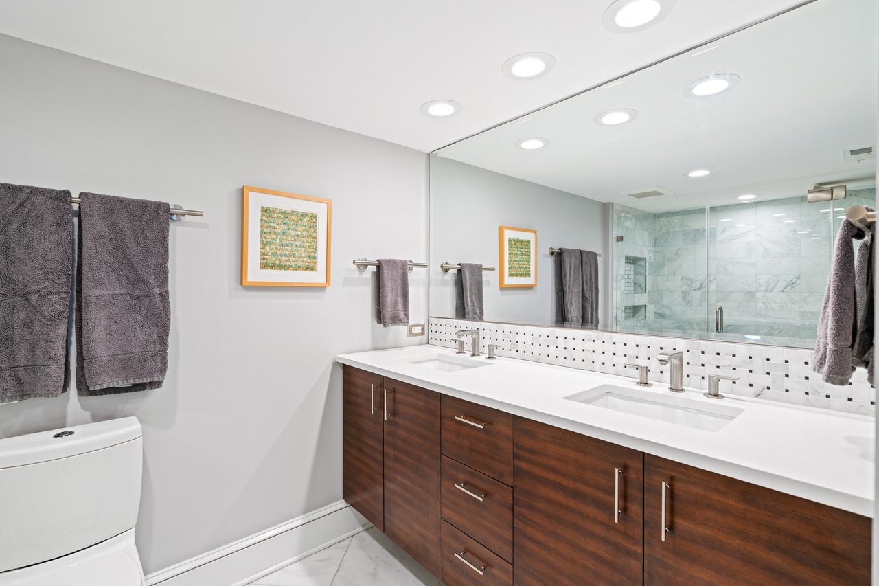 1726 17th St NW, Unit B1