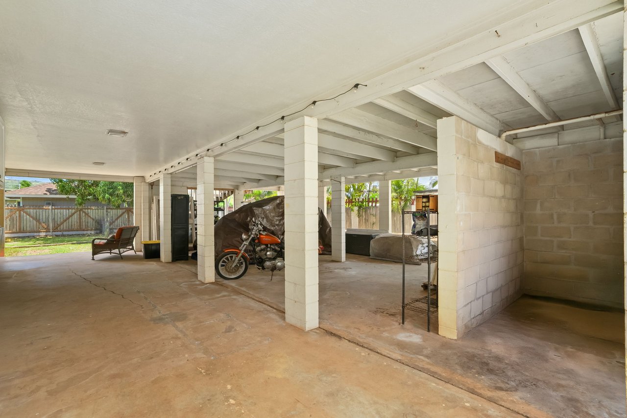 GOLDEN OPPORTUNITY: 8562-B ELEPAIO RD, KEKAHA