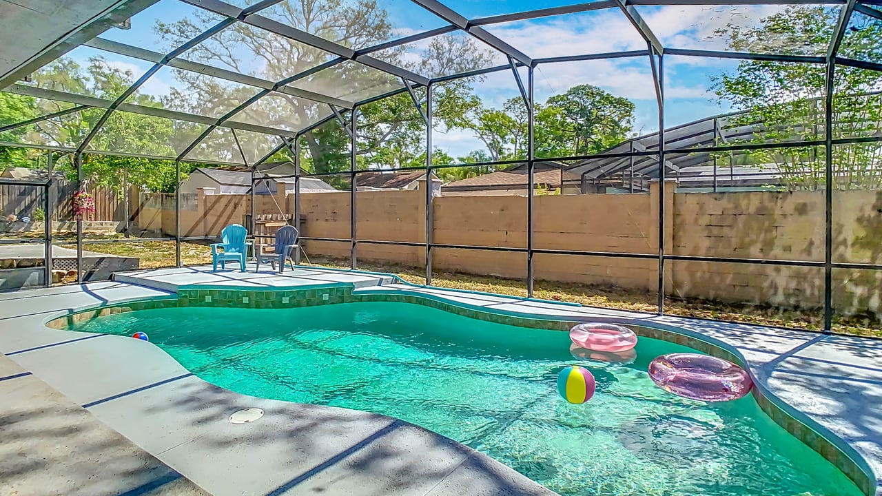 Peaceful 5-Bedroom Home in Altamonte Springs
