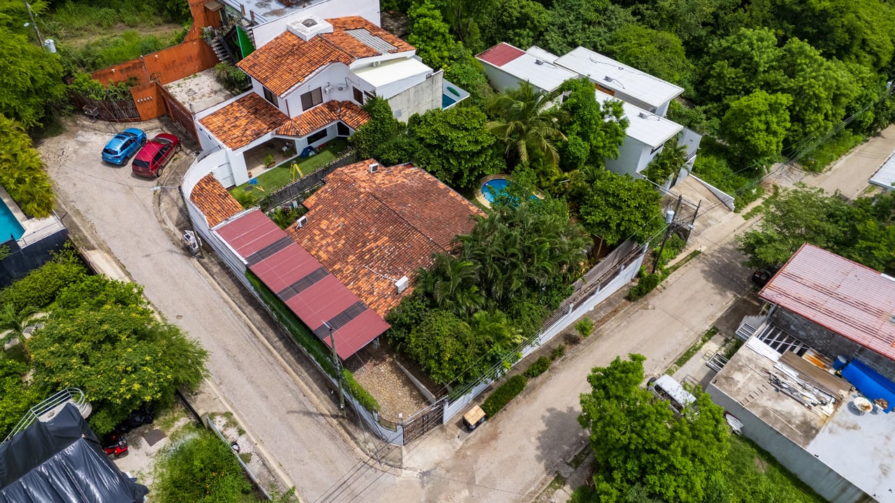 Villa Stipanov | Modern Tropical Luxury Just 5 Minutes from Tamarindo