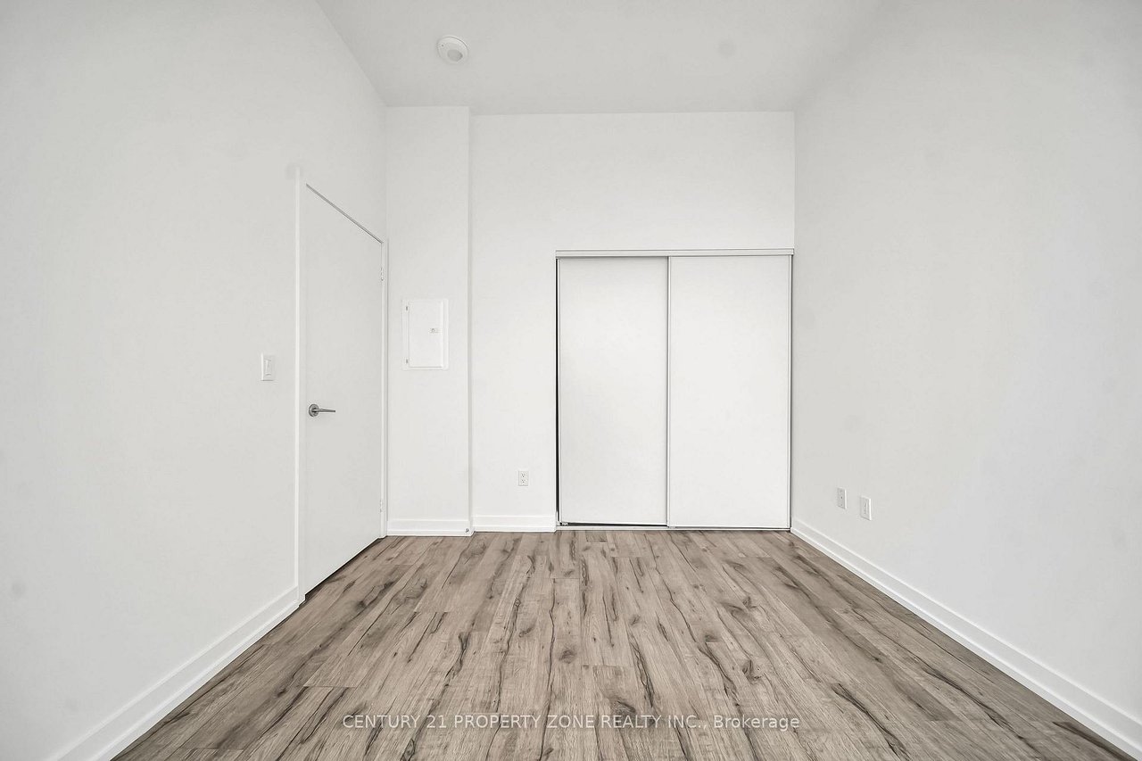 PERFECT SUITE FOR PENTHOUSE LIVING
