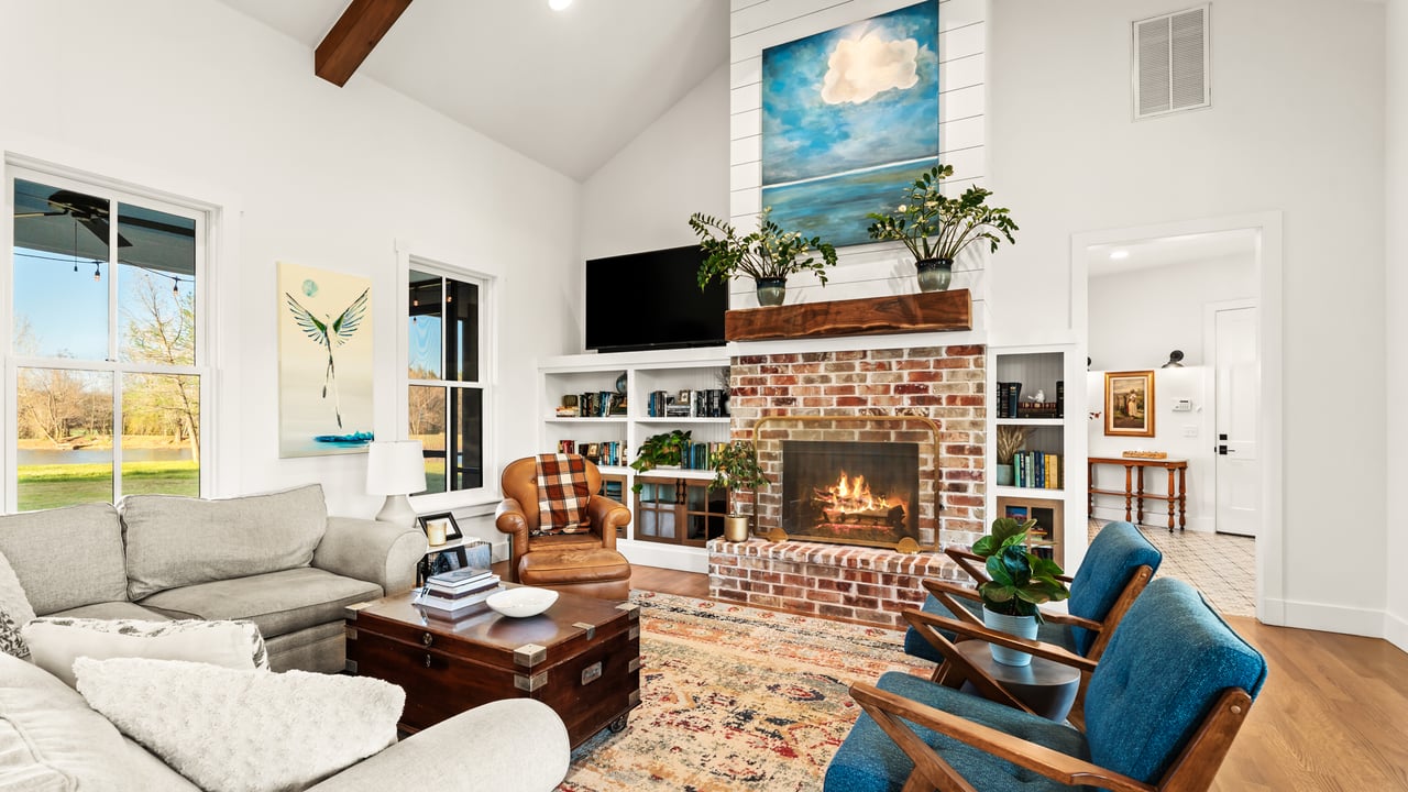 SOLD IN THREE DAYS. FIFTY THOUSAND OVER LIST. THIS IS WHAT HAPPENS WHEN EVERYTHING GOES RIGHT.  The Prairie at Post | Arcadia, Oklahoma - Wyatt Poindexter - The Agency