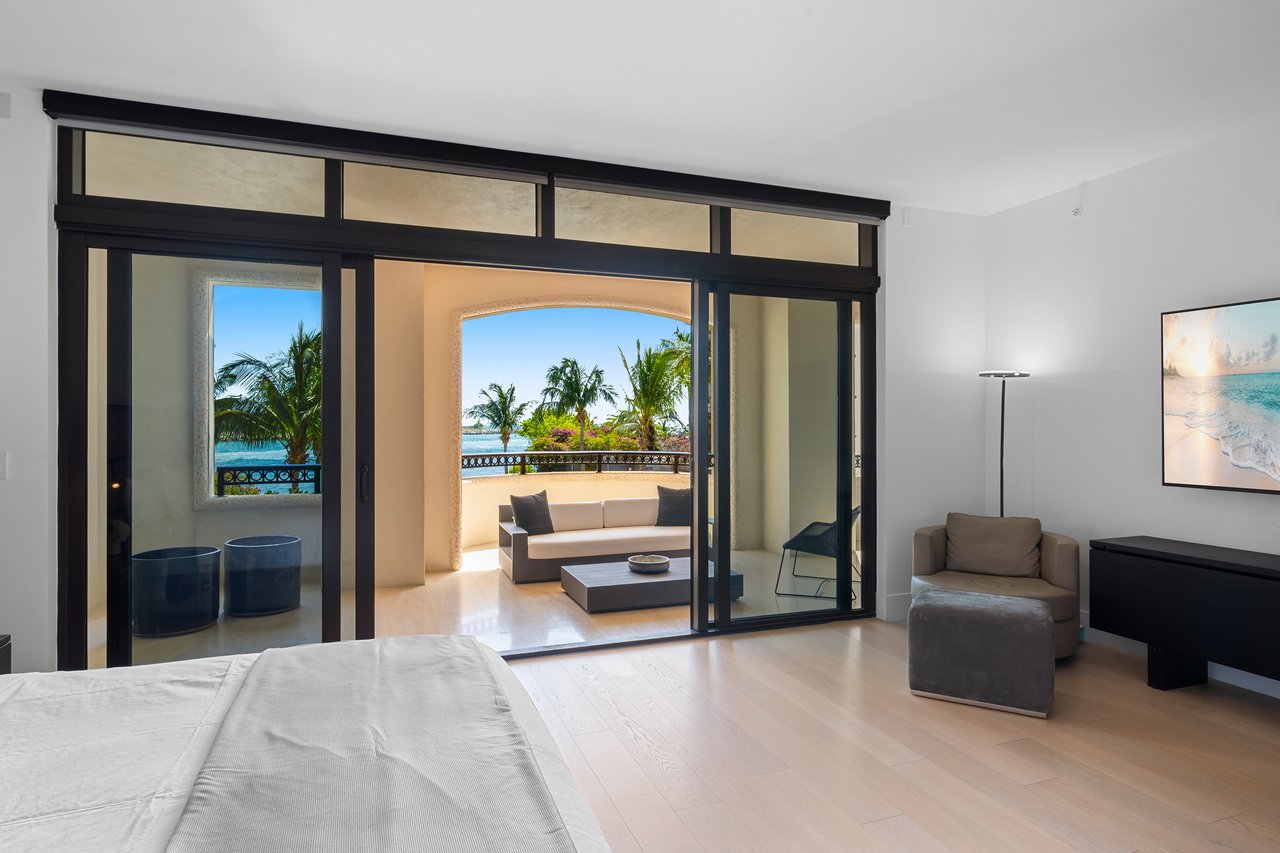 Palazzo Del Sol 7025