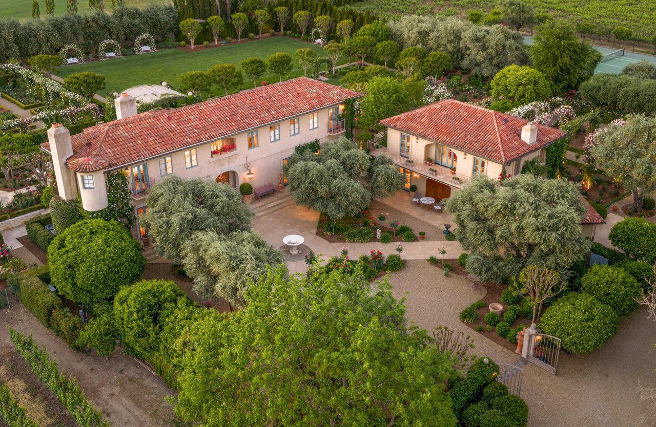 Mills Lane, St. Helena