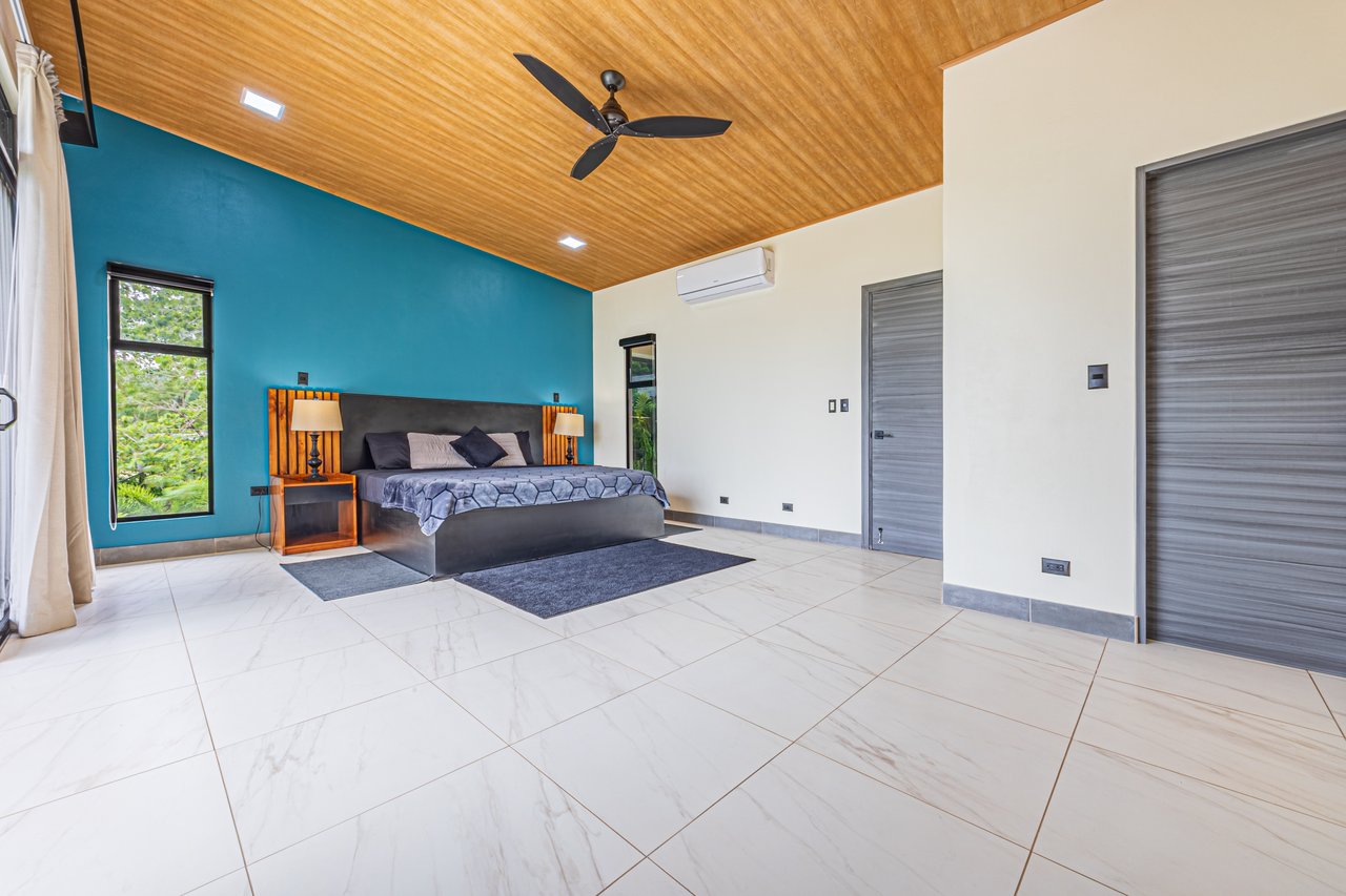 Casa Palma – Brand New Luxury 4BR/4.5BA Home with Stunning Sunset Views in Quepos