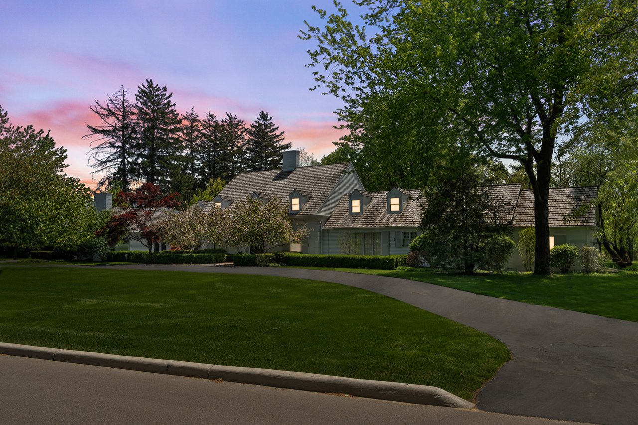 345 Woodridge Road