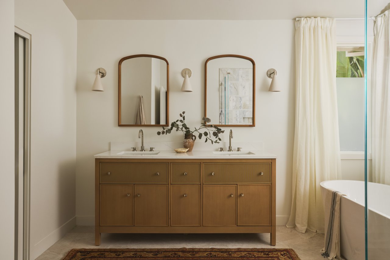 2508 N Vermont Ave, Los Feliz