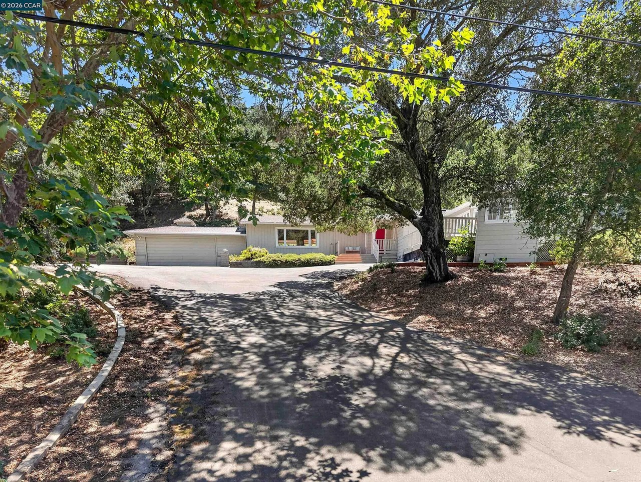 1 Greenwood Ct