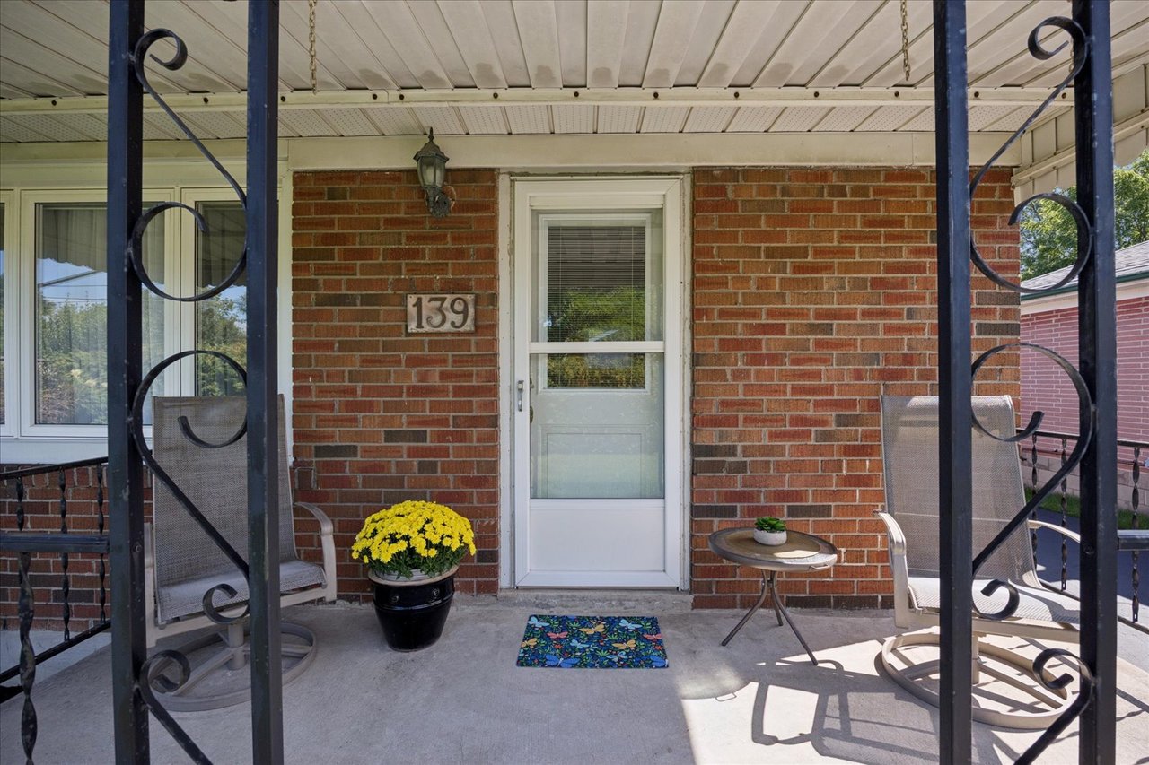 139 Elinor Avenue, Toronto
