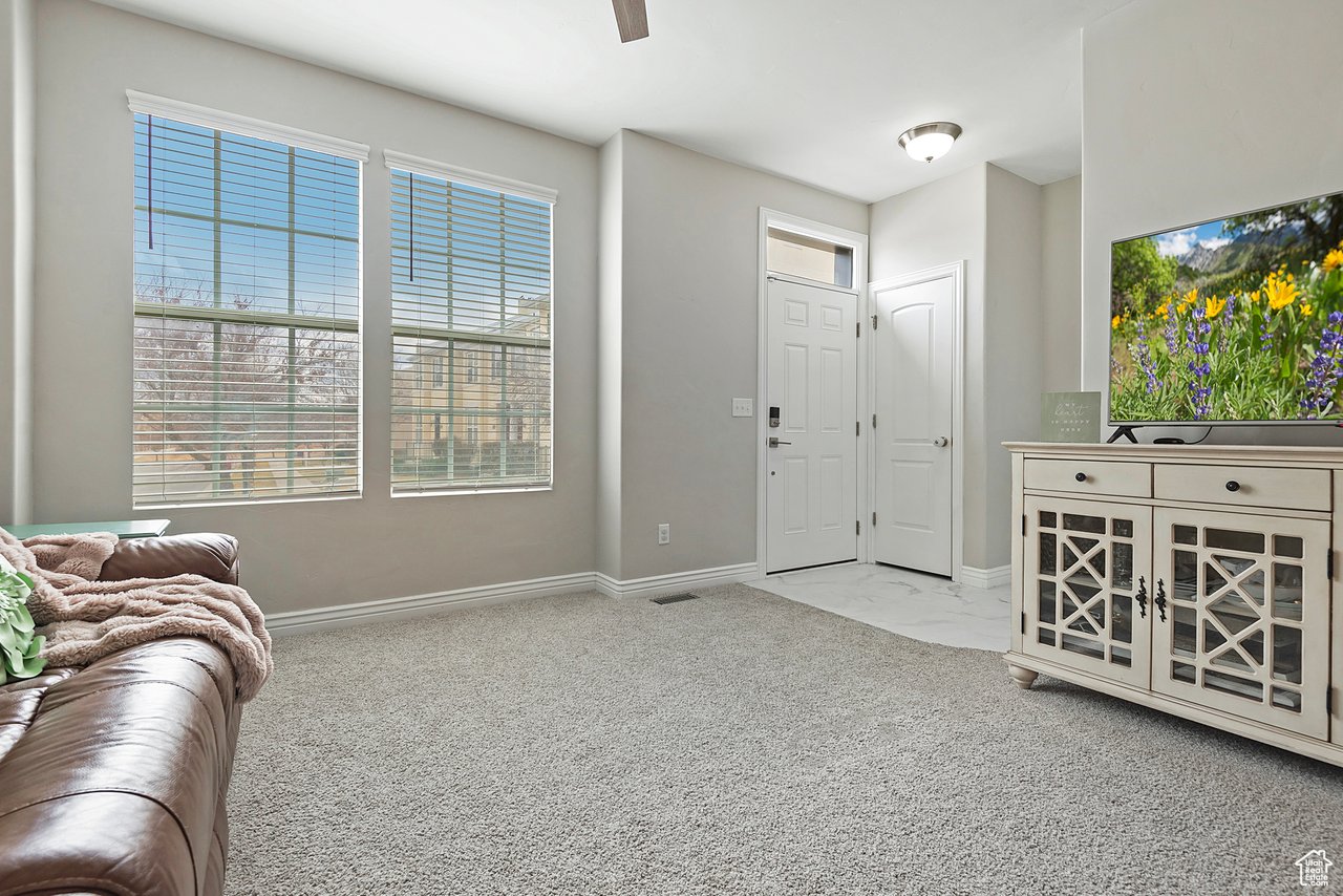 4532 W Cave Run Ln